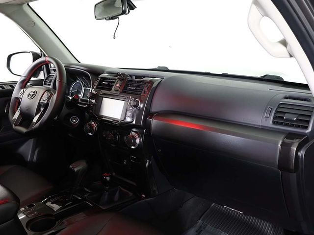 2018 Toyota 4Runner SR5 4WD - 22996951 - 24