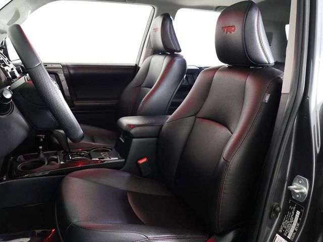 2018 Toyota 4Runner SR5 4WD - 22996951 - 25