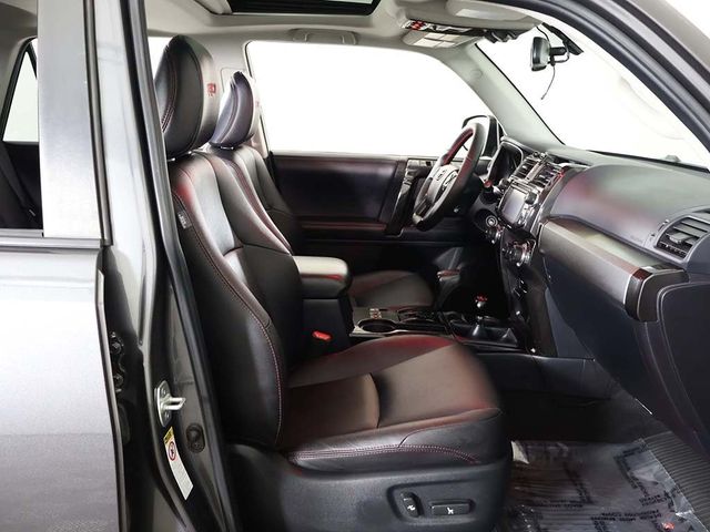 2018 Toyota 4Runner SR5 4WD - 22996951 - 28