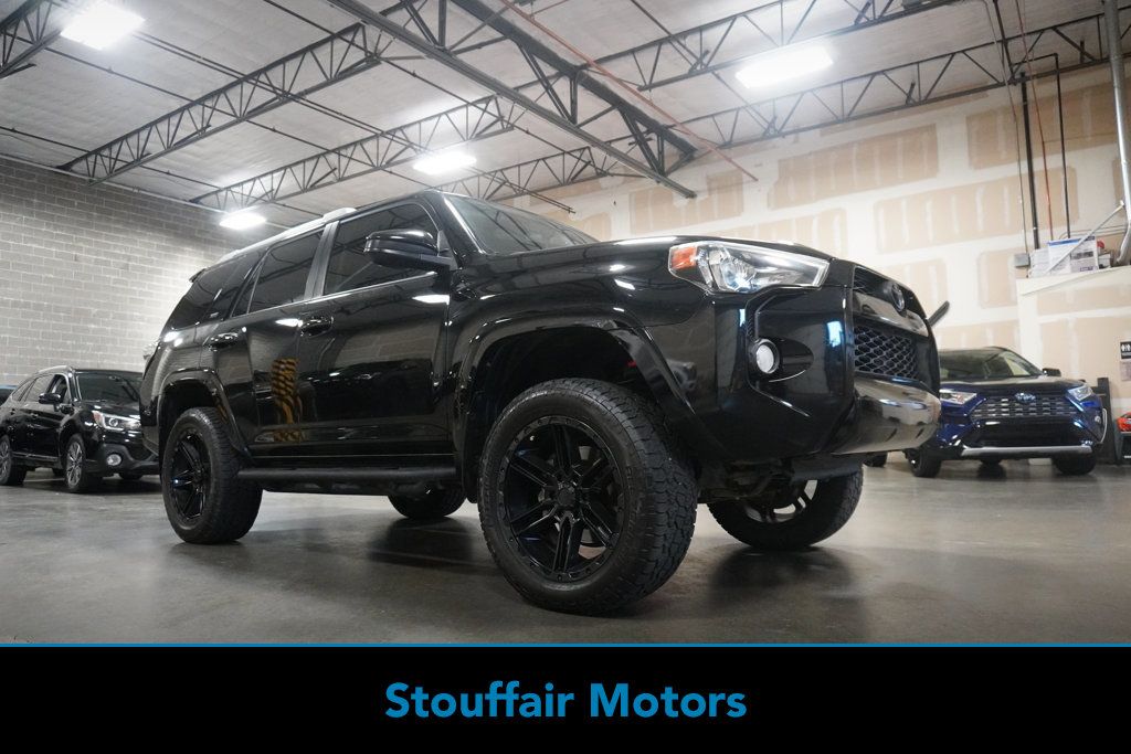 2018 Toyota 4Runner SR5 Premium 4WD - 22981615 | Video 1