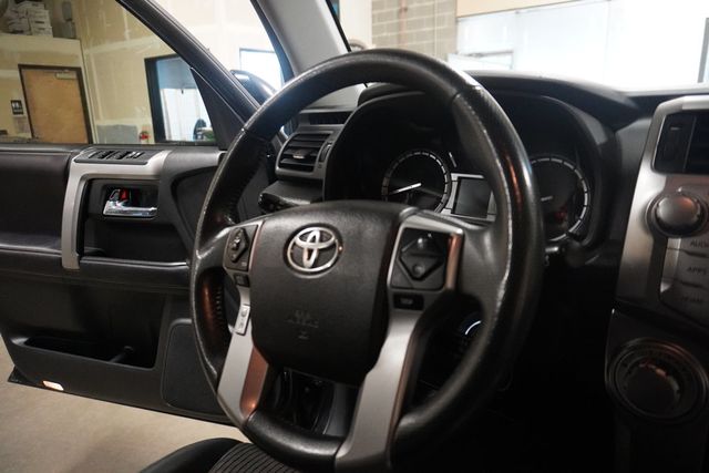 2018 Toyota 4Runner SR5 Premium 4WD - 22981615 - 13