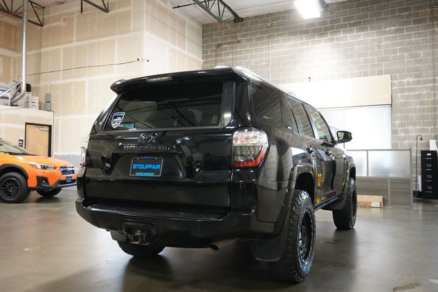 2018 Toyota 4Runner SR5 Premium 4WD - 23012230 - 3