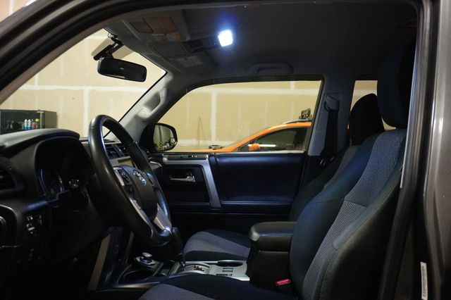 2018 Toyota 4Runner SR5 Premium 4WD - 23025528 - 6