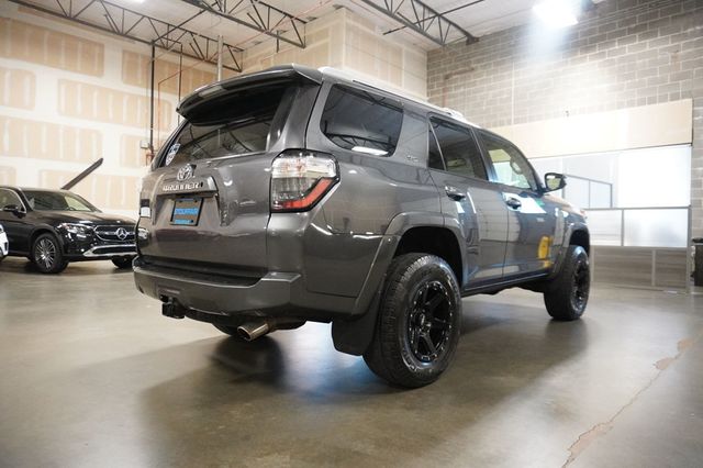 2018 Toyota 4Runner SR5 Premium 4WD - 23055448 - 3