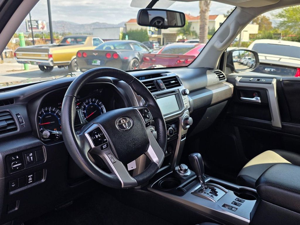 2018 Toyota 4Runner SR5 Premium 4WD - 22930083 - 9