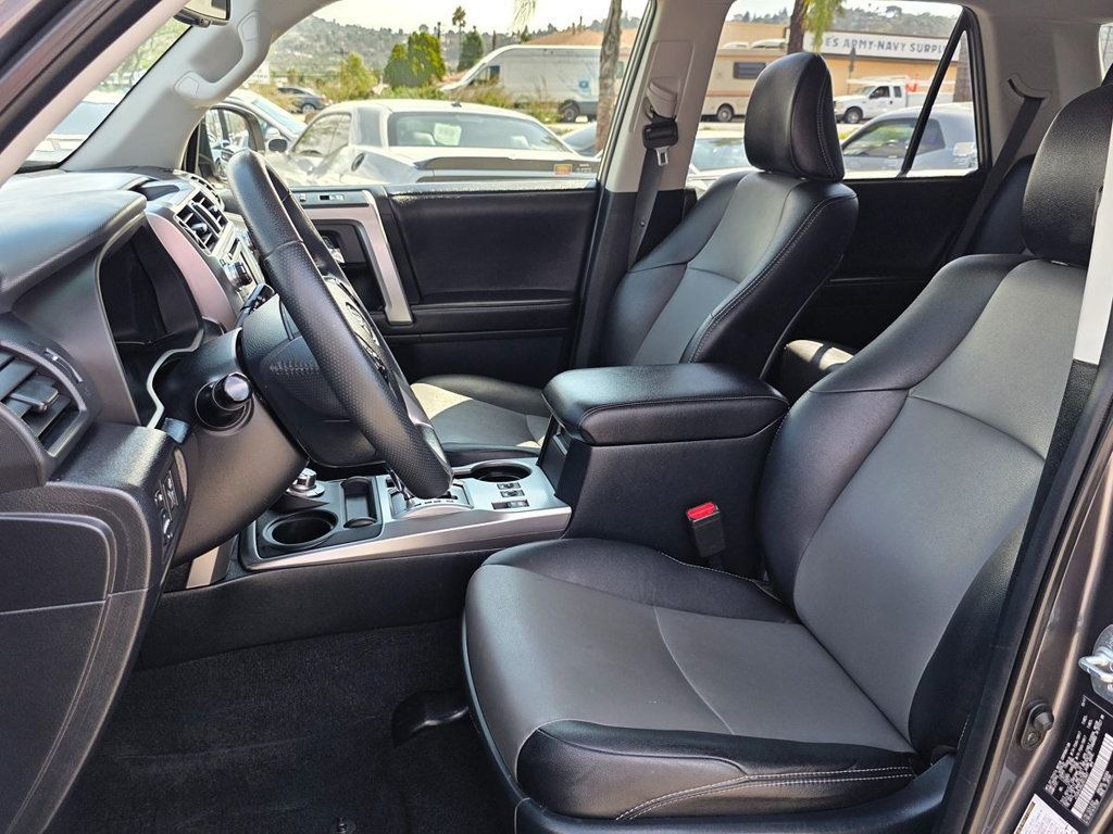 2018 Toyota 4Runner SR5 Premium 4WD - 22930083 - 10