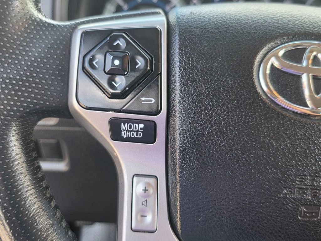 2018 Toyota 4Runner SR5 Premium 4WD - 22930083 - 18