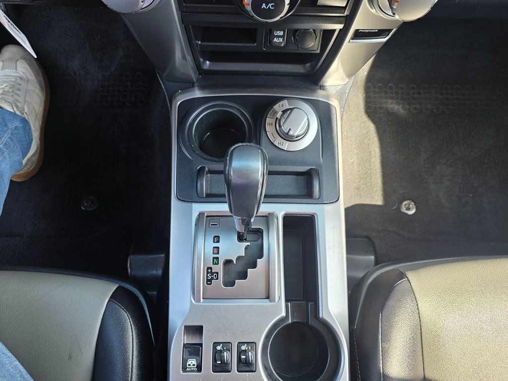 2018 Toyota 4Runner SR5 Premium 4WD - 22930083 - 23