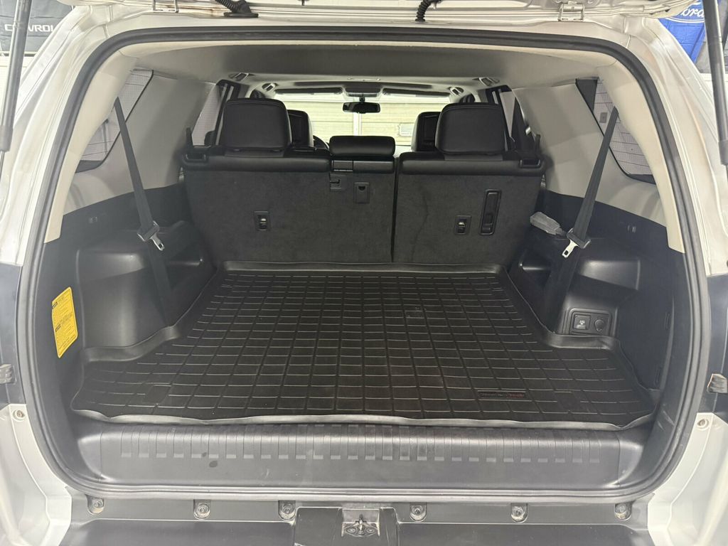 2018 Toyota 4Runner SR5 Premium/Heated Leather Seats/3rd Row Seats/Tow Pkg/Rear Cam - 23066285 - 27