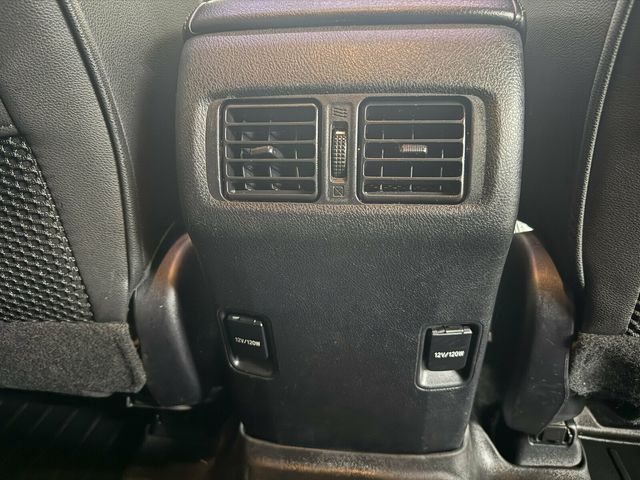 2018 Toyota 4Runner SR5 Premium/Heated Leather Seats/3rd Row Seats/Tow Pkg/Rear Cam - 23066285 - 32