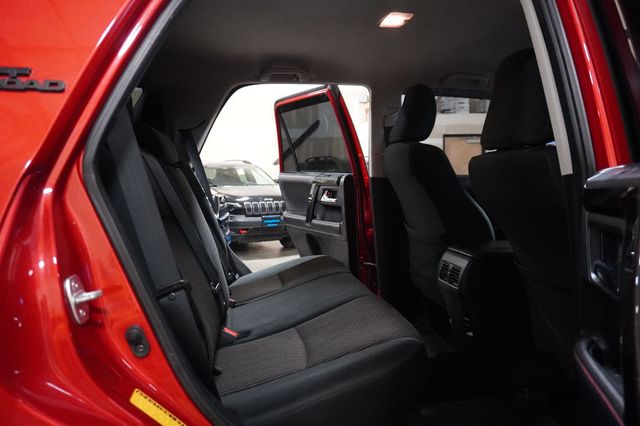 2018 Toyota 4Runner TRD Off Road 4WD - 23025529 - 12