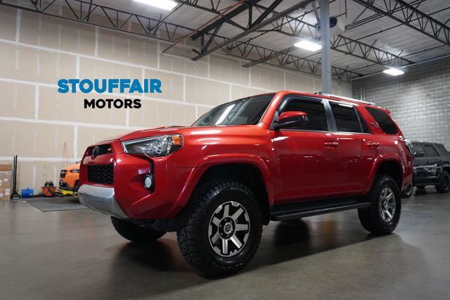 2018 Toyota 4Runner TRD Off Road 4WD - 23025529 - 1