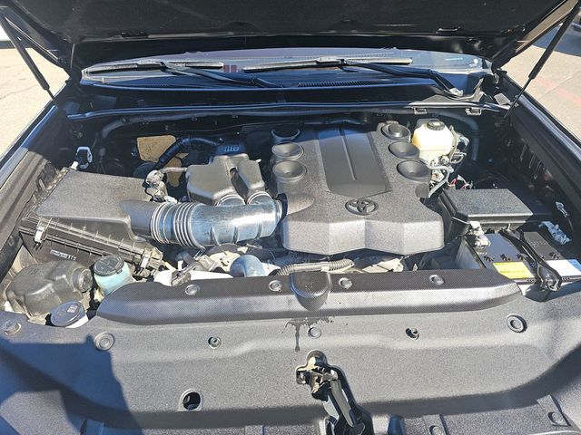 2018 Toyota 4Runner TRD Off Road 4WD - 23007350 - 21