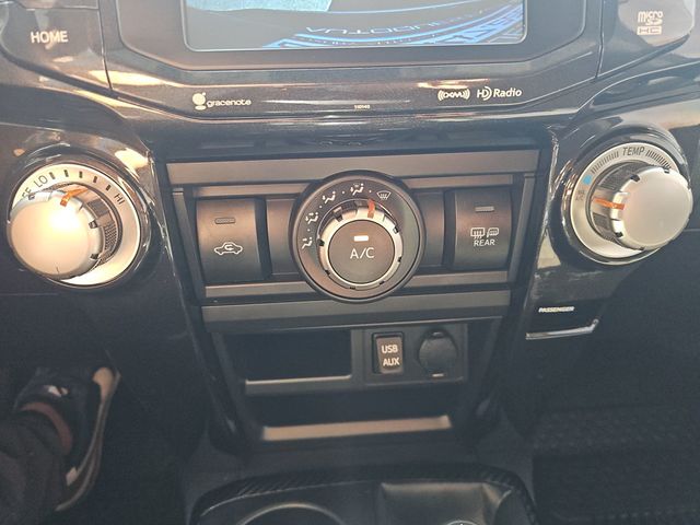 2018 Toyota 4Runner TRD Off Road 4WD - 23007350 - 29