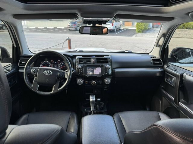 2018 Toyota 4Runner TRD Off Road 4WD - 23101077 - 9