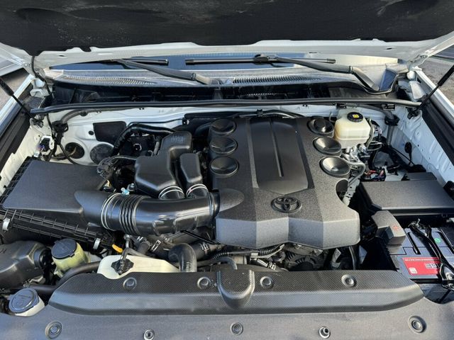 2018 Toyota 4Runner TRD Off Road 4WD - 23101077 - 12