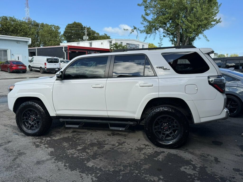 2018 Toyota 4Runner TRD Off Road 4WD - 23101077 - 2