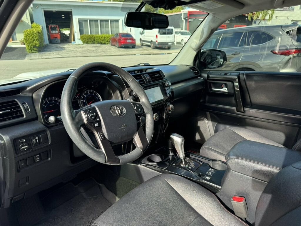 2018 Toyota 4Runner TRD Off Road 4WD - 23101077 - 7
