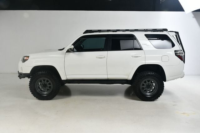 2018 Toyota 4Runner TRD Off Road 4WD - 22941496 - 3