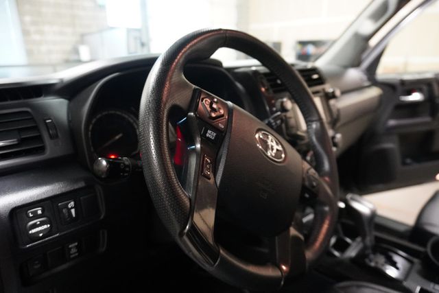 2018 Toyota 4Runner TRD Off Road Premium 4WD - 22988918 - 10