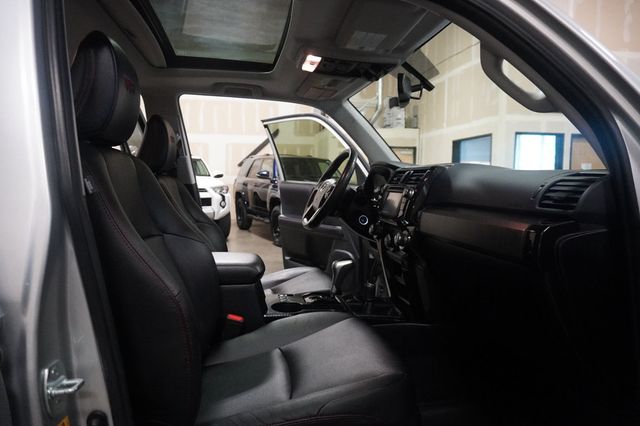 2018 Toyota 4Runner TRD Off Road Premium 4WD - 23084538 - 17