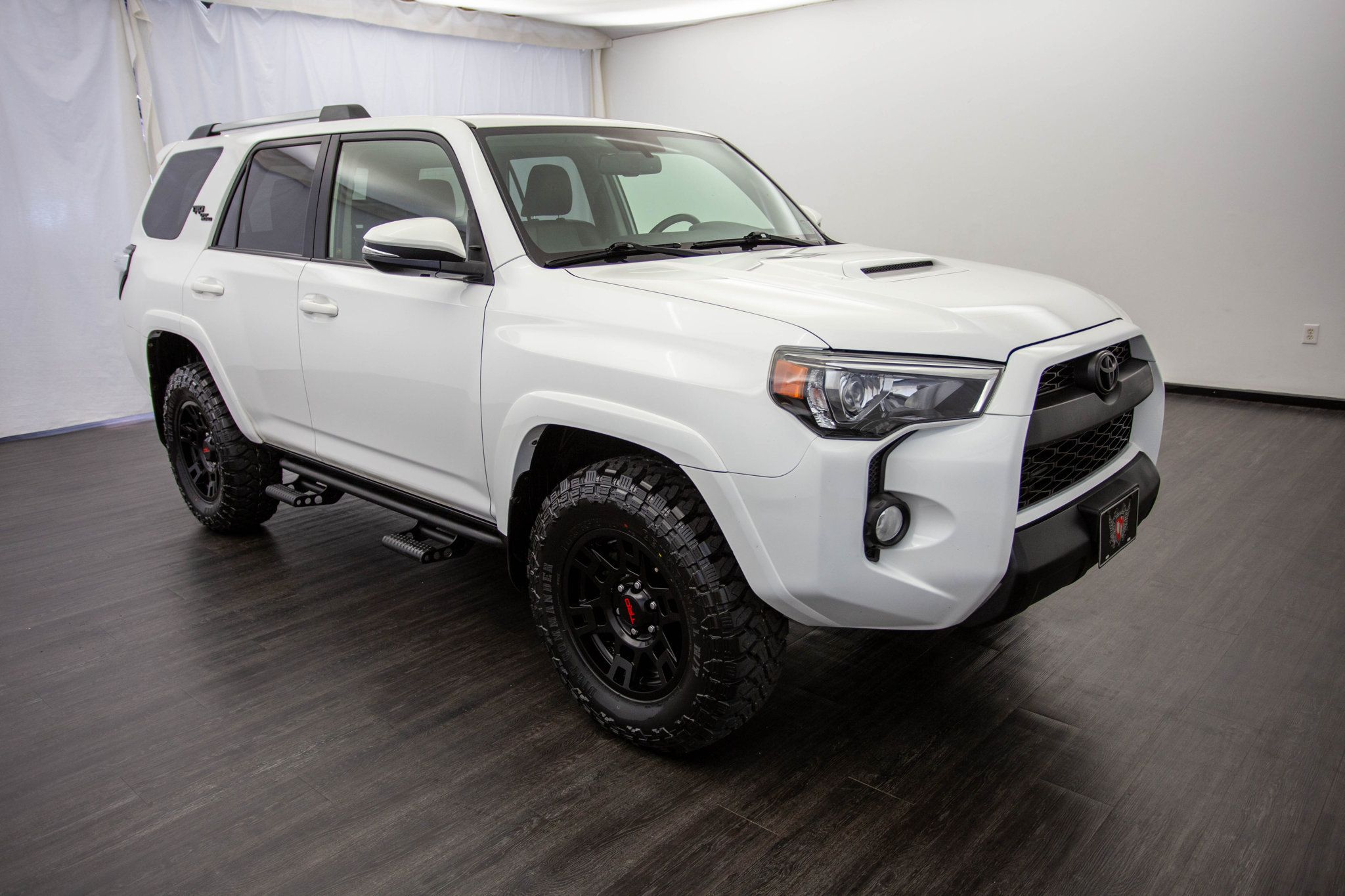 2018 Toyota 4Runner TRD Premium 4WD photo 3