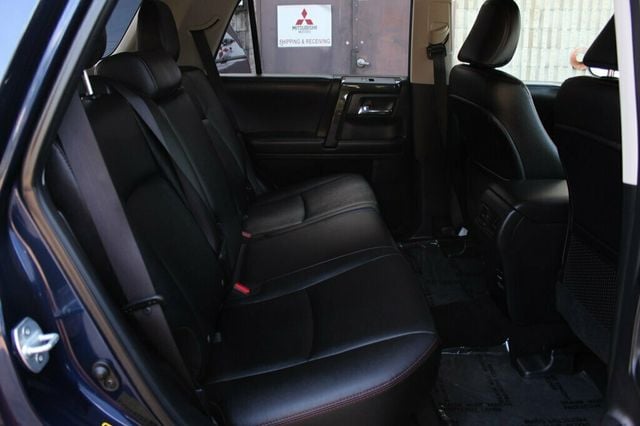 2018 Toyota 4Runner TRD-OFF ROAD PREMIUM W/ LEATHER, MOONROOF - 23066466 - 9