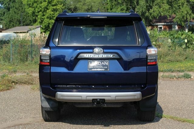 2018 Toyota 4Runner TRD-OFF ROAD PREMIUM W/ LEATHER, MOONROOF - 23066466 - 4