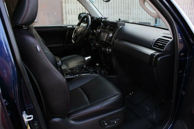 2018 Toyota 4Runner TRD-OFF ROAD PREMIUM W/ LEATHER, MOONROOF - 23066466 - 7