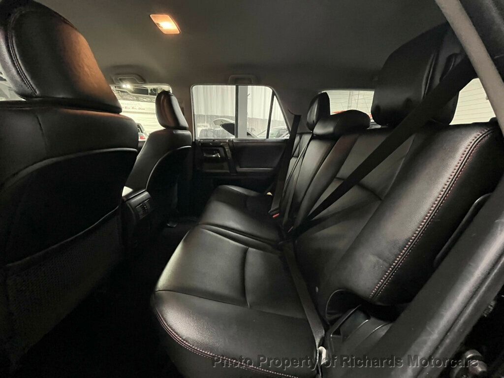 2018 Toyota 4Runner TRD Pro 4WD - 22990626 - 19