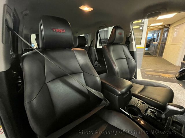 2018 Toyota 4Runner TRD Pro 4WD - 22990626 - 24
