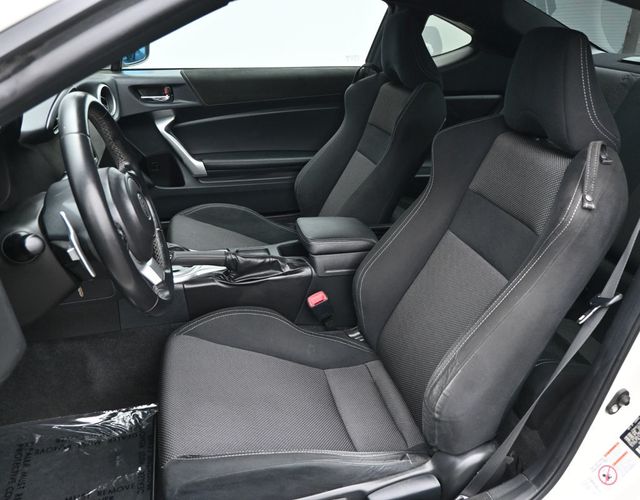 2018 Toyota 86 Coupe - 23031217 - 12