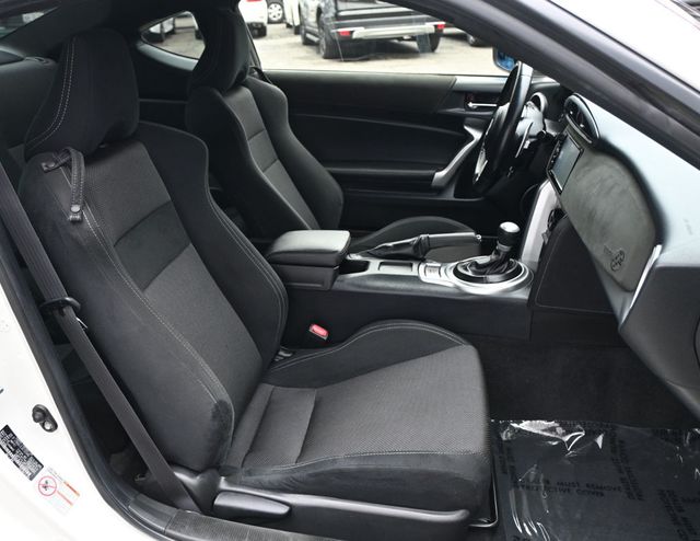 2018 Toyota 86 Coupe - 23031217 - 14