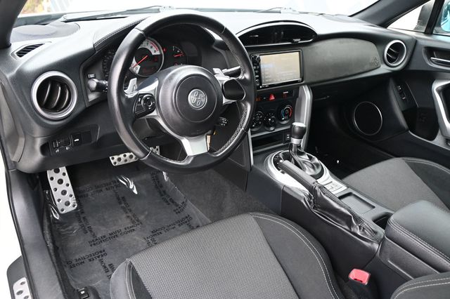 2018 Toyota 86 Coupe - 23031217 - 6