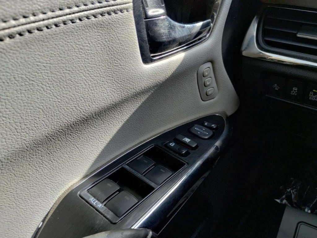 2018 Toyota Avalon Limited - 22931350 - 25