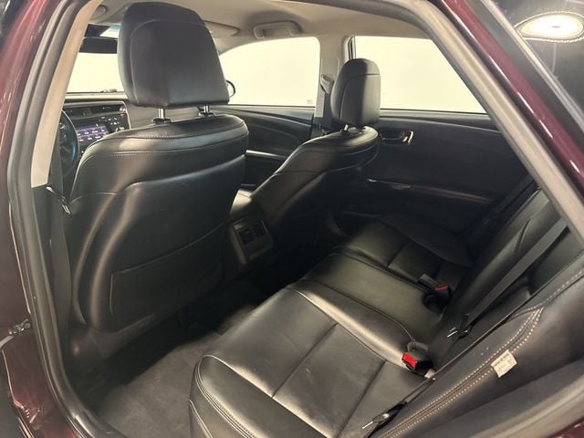 2018 Toyota Avalon XLE - 22967659 - 30