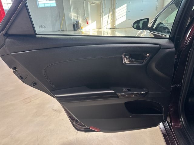 2018 Toyota Avalon XLE - 22967659 - 31