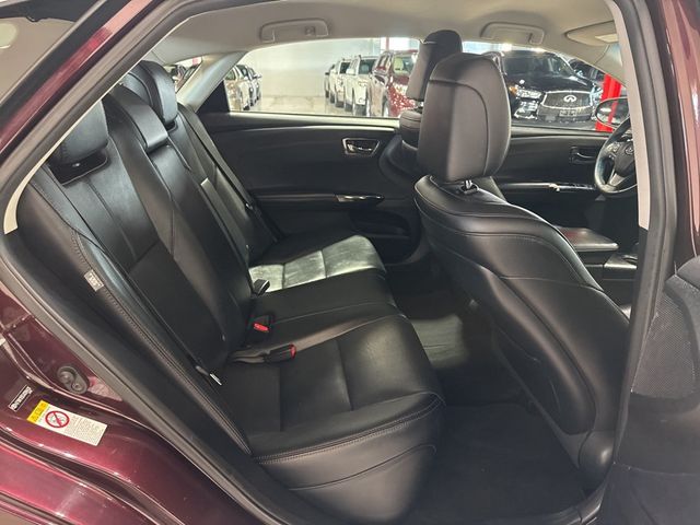 2018 Toyota Avalon XLE - 22967659 - 33