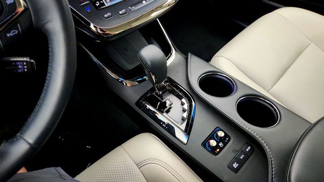 2018 Toyota Avalon Hybrid Limited - 23028832 - 15