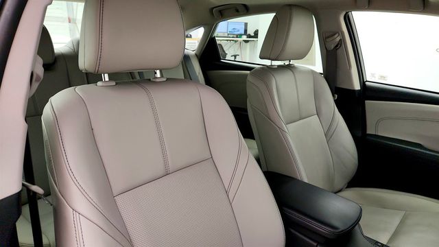 2018 Toyota Avalon Hybrid Limited - 23028832 - 22