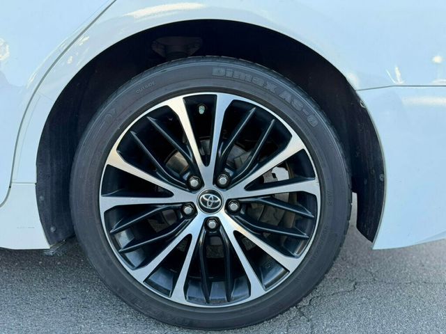 2018 Toyota Camry  - 23045192 - 24