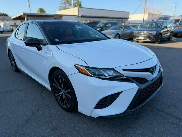 2018 Toyota Camry  - 23045192 - 2
