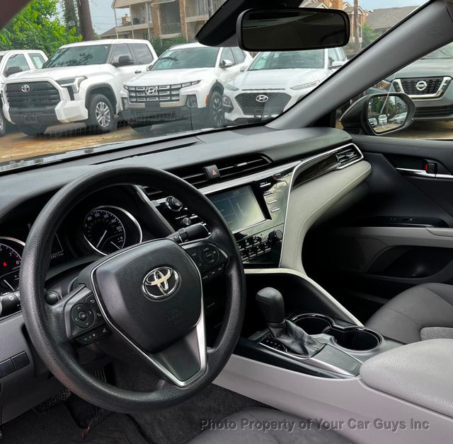 2018 Toyota Camry  - 23041158 - 16
