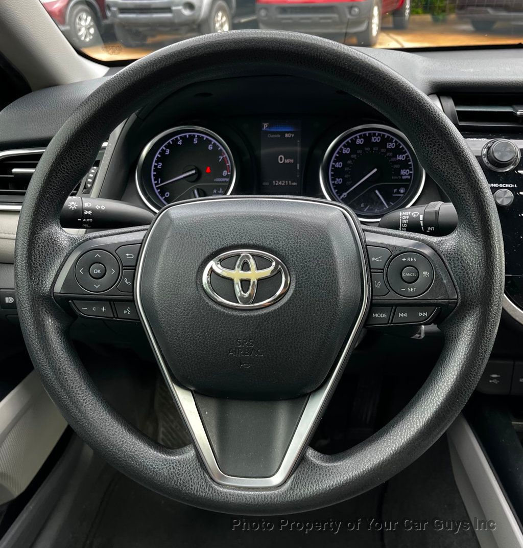 2018 Toyota Camry  - 23041158 - 20