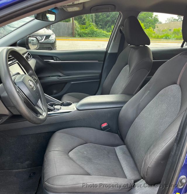 2018 Toyota Camry  - 23051991 - 13