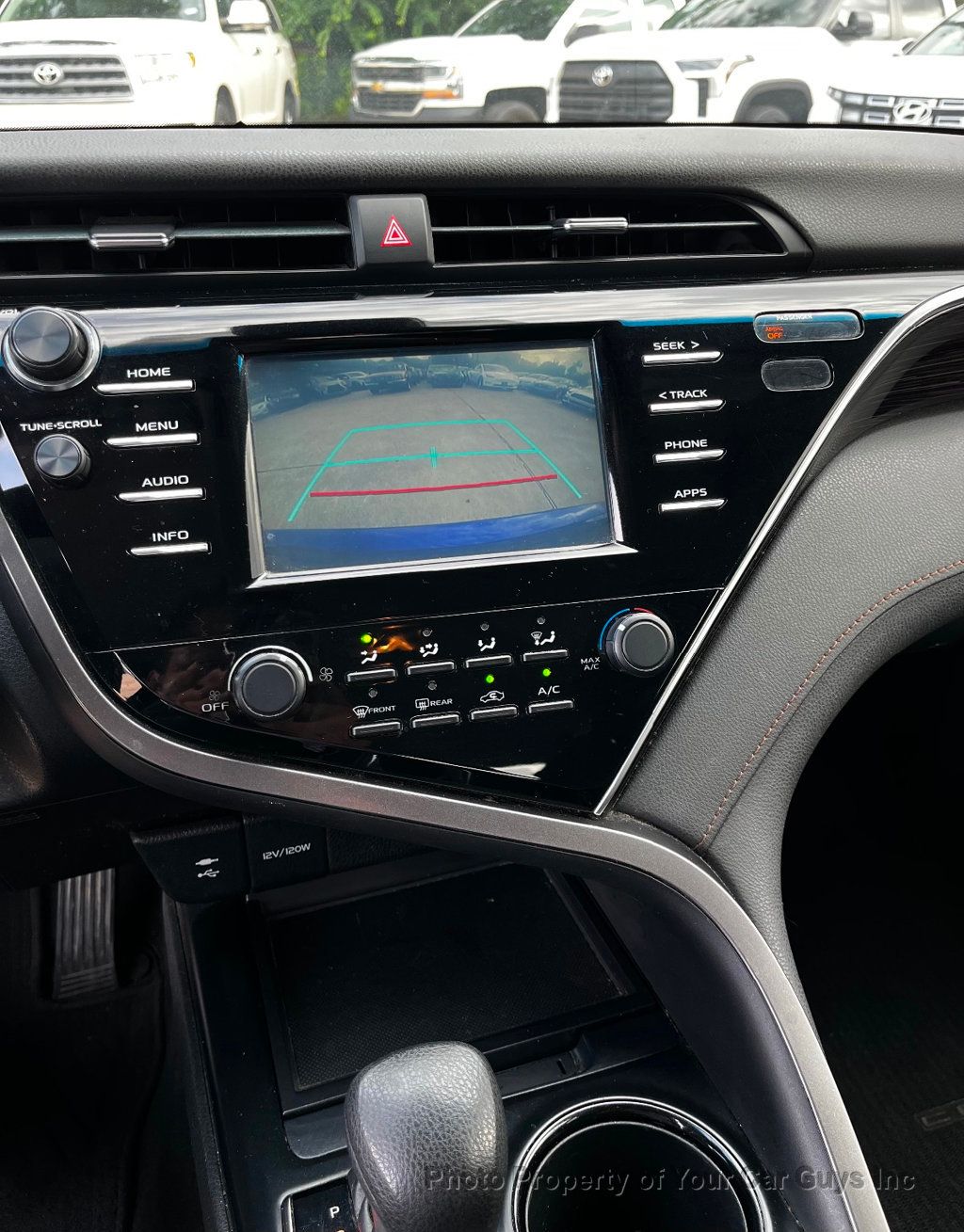 2018 Toyota Camry  - 23051991 - 21