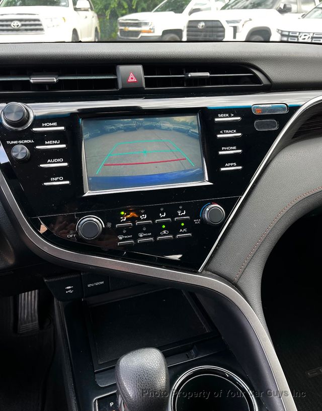 2018 Toyota Camry  - 23051991 - 21
