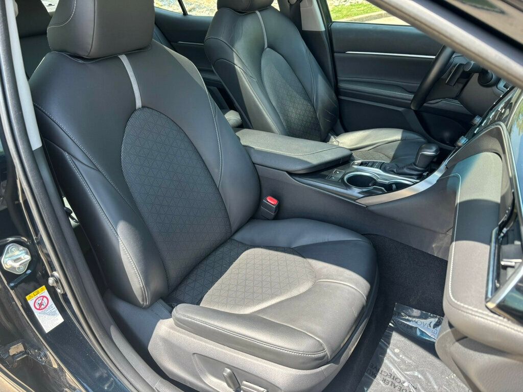2018 Toyota Camry 2018 Toyota Camry XSE (1 OWNER) - 23017611 - 11
