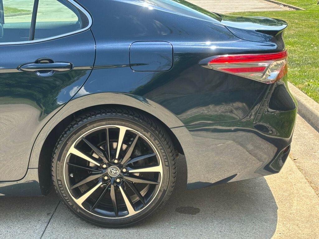 2018 Toyota Camry 2018 Toyota Camry XSE (1 OWNER) - 23017611 - 40