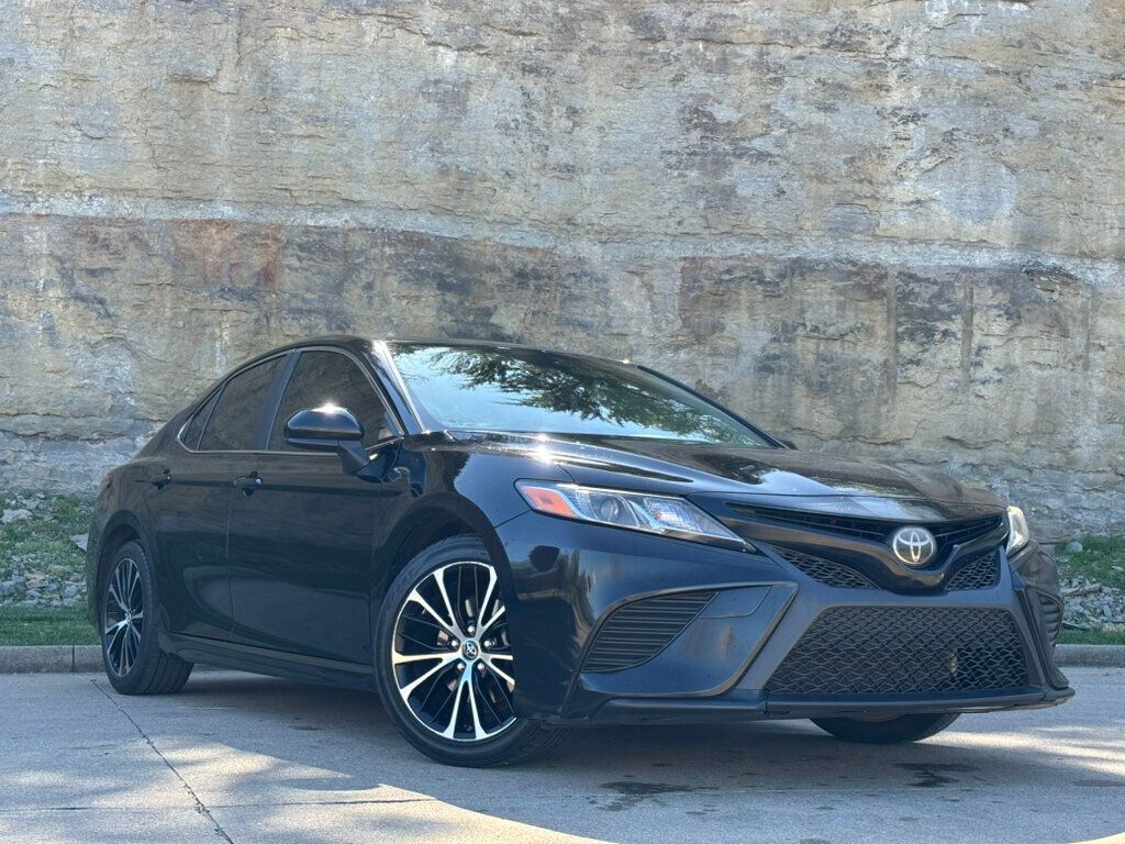 2018 Toyota Camry CAMRY SE FWD LEATHER SEATS W/18 " WHEELS - 22995749 - 1